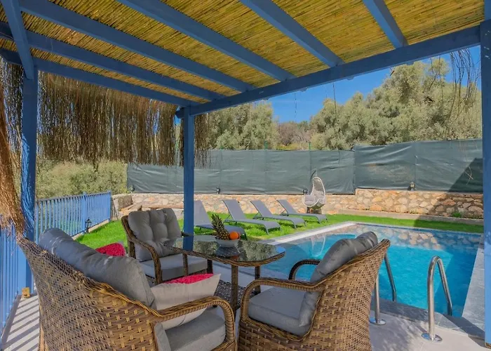 Hira Faralya Βίλα