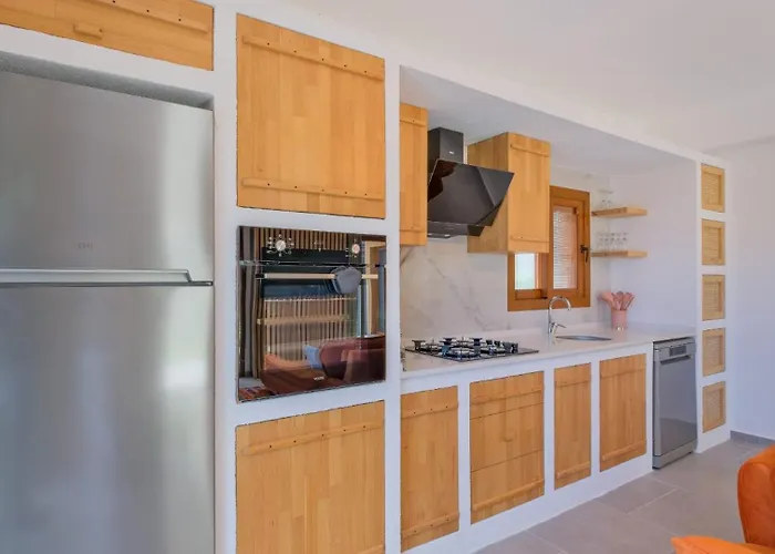 Hira Faralya Βίλα